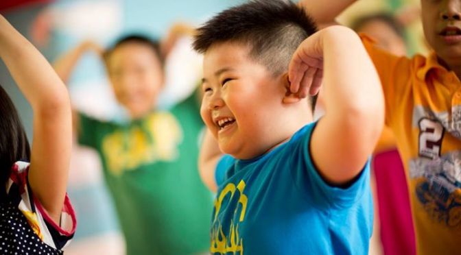 Lứa tuổi nào là phù hợp cho trẻ bắt đầu học ngoại ngữ?