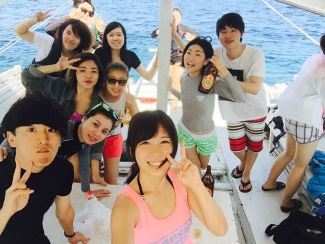 Thanh Thúy cùng bạn bè quốc tế trong chuyến đi du lịch cuối tuần