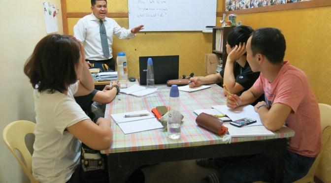 Trào lưu sang Philippines học tiếng Anh (Thanh Niên Online)