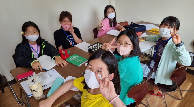 Tại sao phụ huynh nên cho con tham gia trại hè du học tiếng Anh tại Philippines?